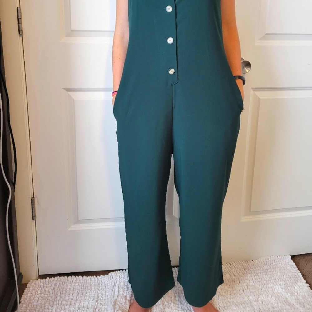 Button down Jumpsuit - Picture 8 of 8